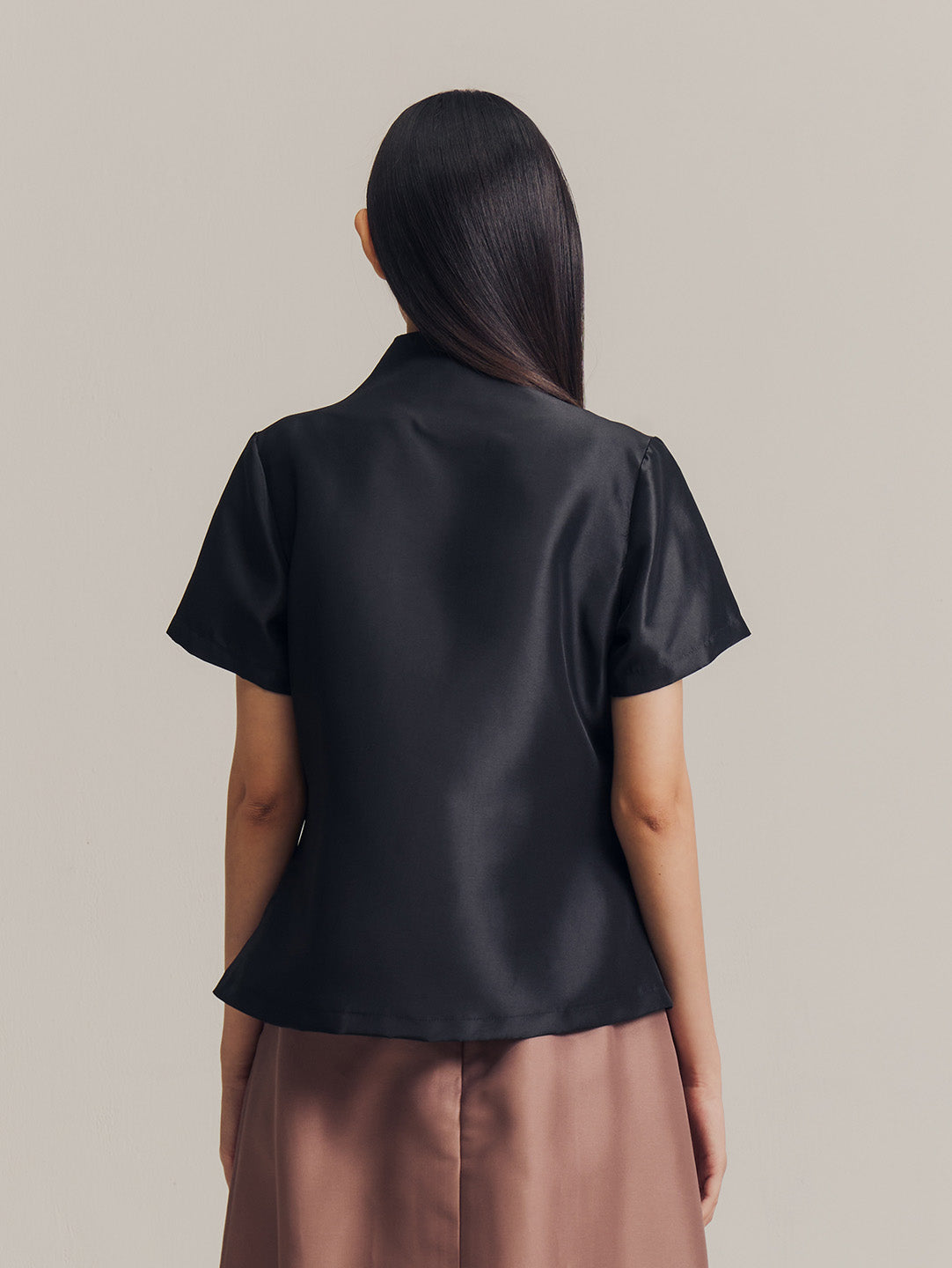 Suri Top in Black