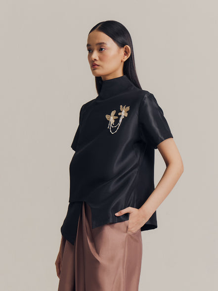 Suri Top in Black