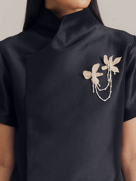 Suri Top in Black