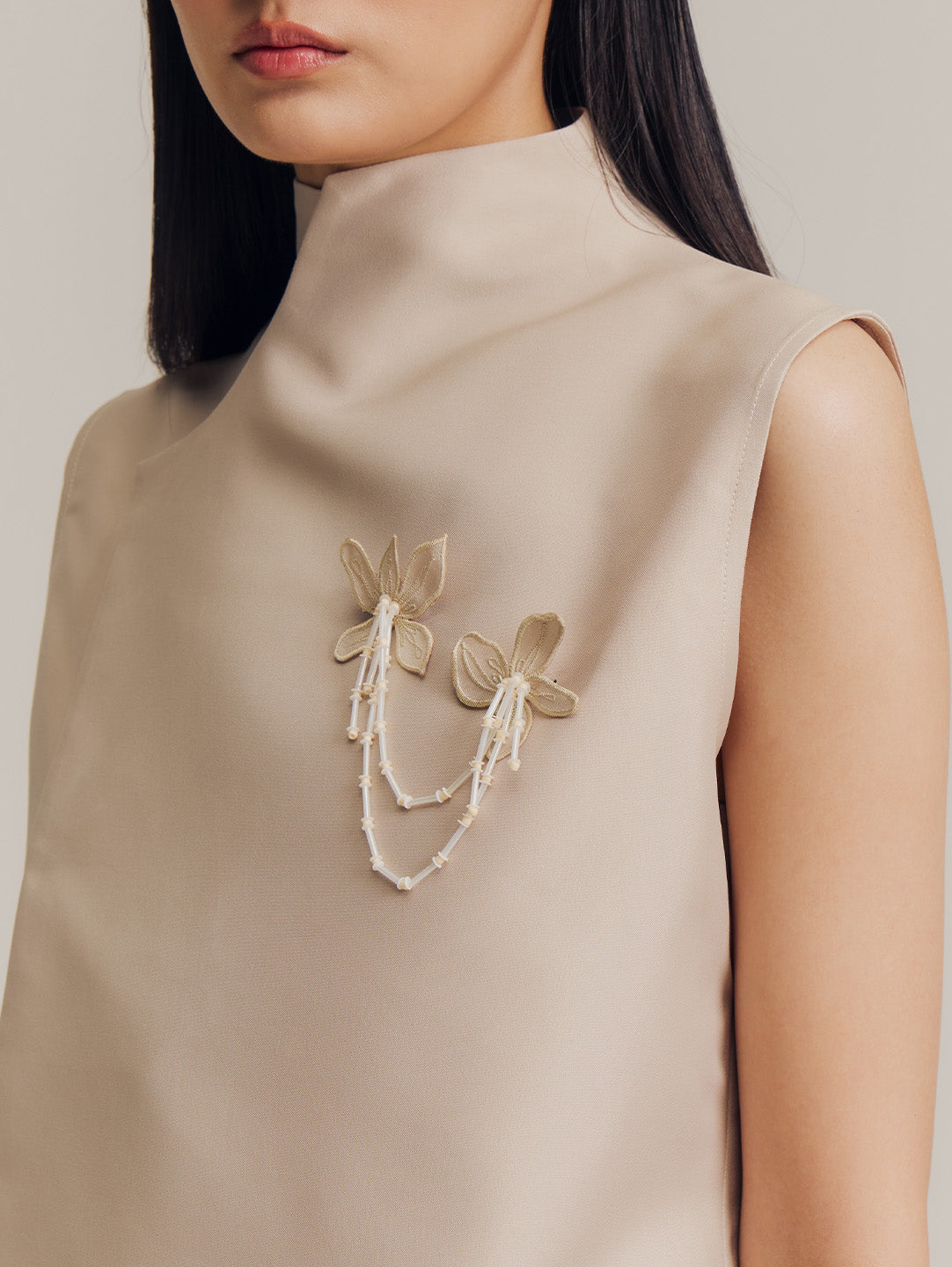 Suri Sleeveless Top in Bone