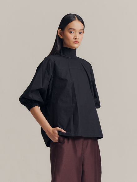 Runa Top in Black