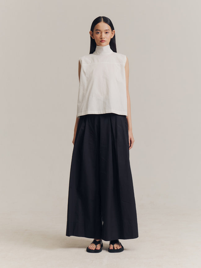 Runa Sleeveless Top in White