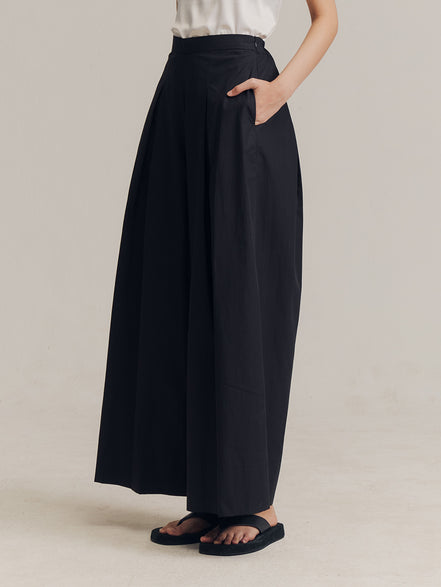 Sundari Pants in Black